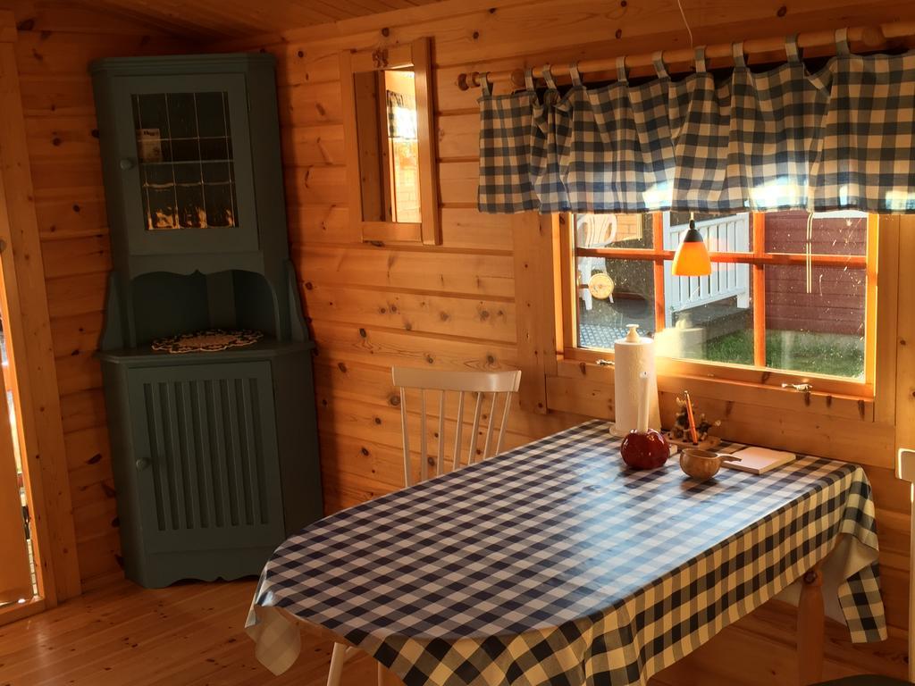 Stuga Vid Hedenaesets Stencafe Zewnętrze zdjęcie